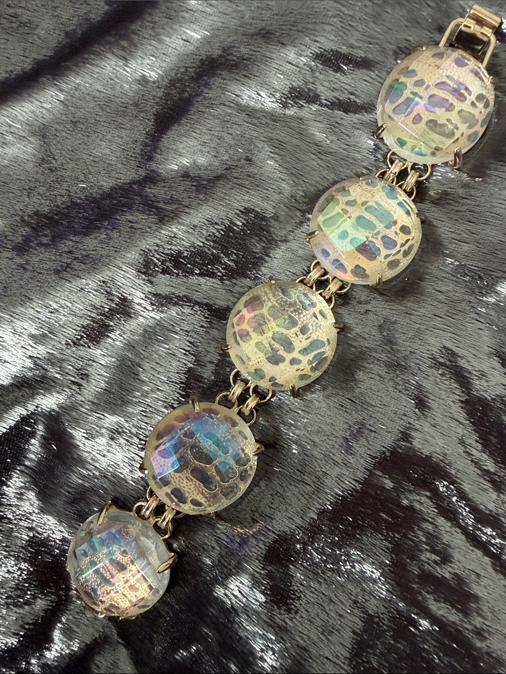 Kendra Scott Cassie Iridescent Gold Statement Bracelet Rare Retired